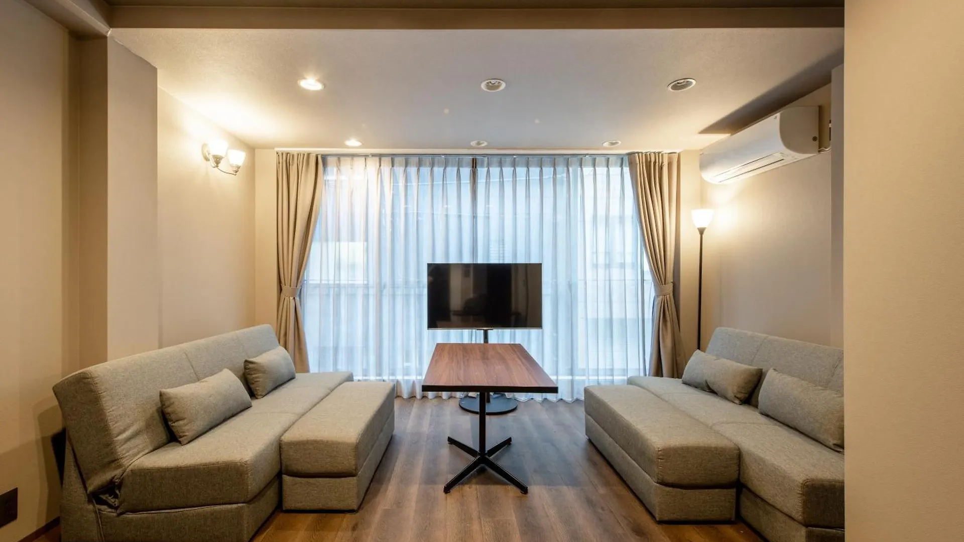 グラスキャビン浜松町aw Second And Third Floors Tokio Appartement
